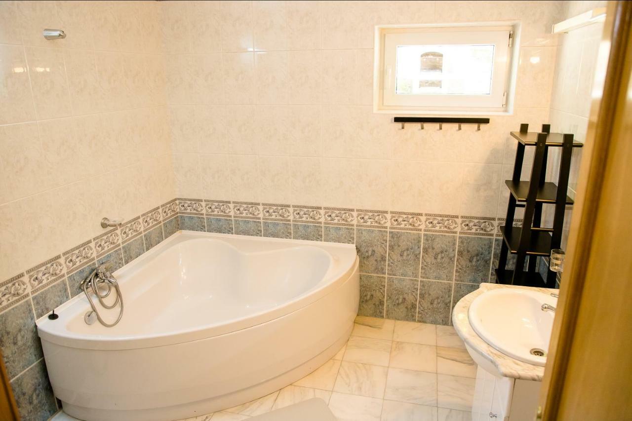 Studio 35 Buşteni Exteriör bild
